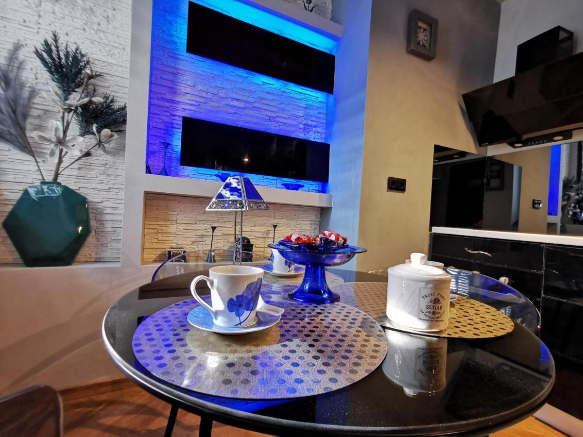 Crystal Central Apartment Braşov Exterior foto